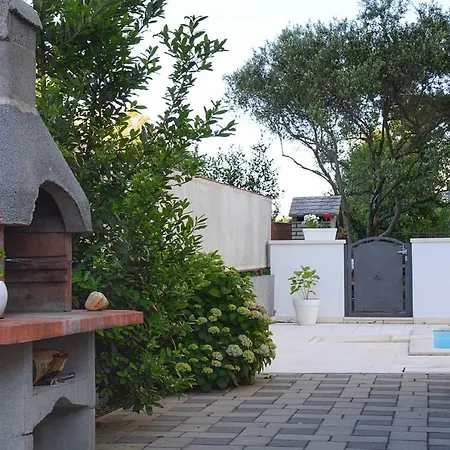 Apartment Kovac 2 *