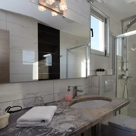Apartment Kovac 2 *