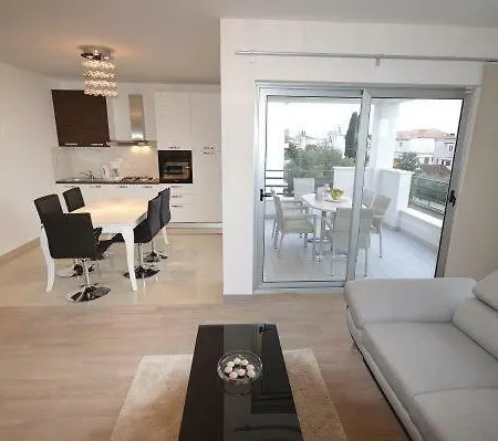 Apartment Kovac 2 *